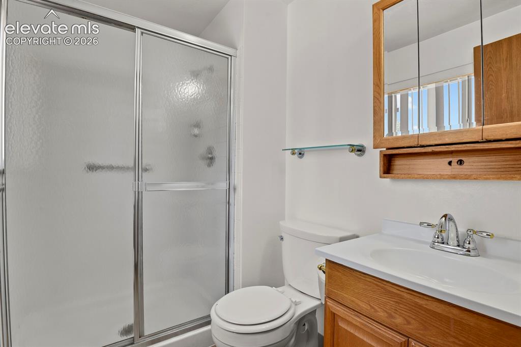 Image 14 of 19: Primary BR Bath