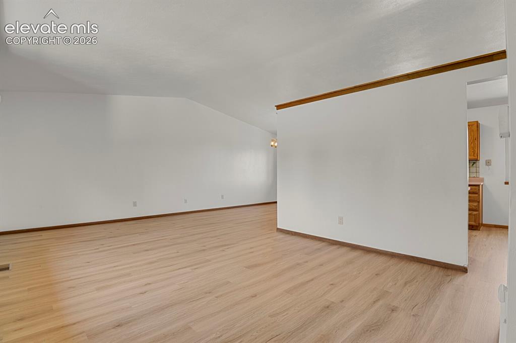 Image 3 of 19: Entry Living Room