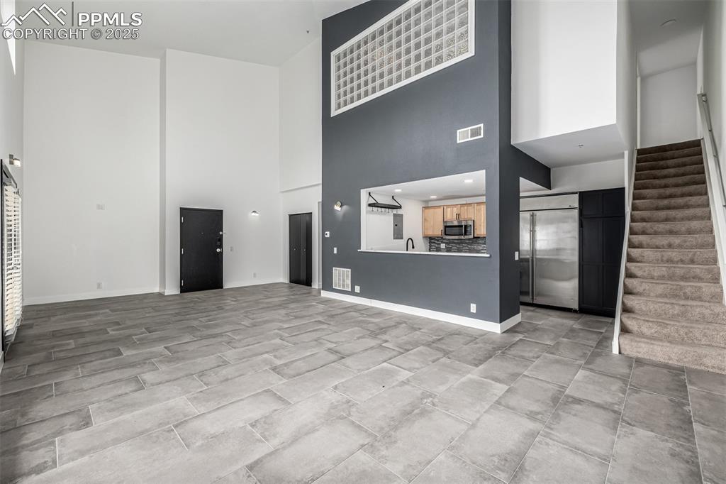 Image 8 of 42: Living Room