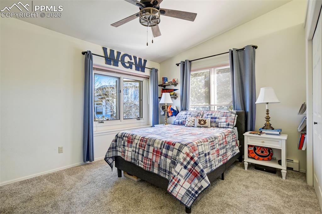 Image 34 of 49: Bedroom 3 upper level 