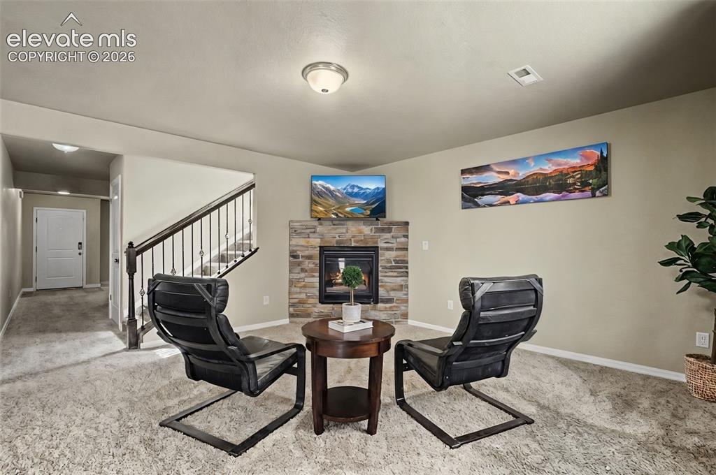 Image 7 of 42: Family Room