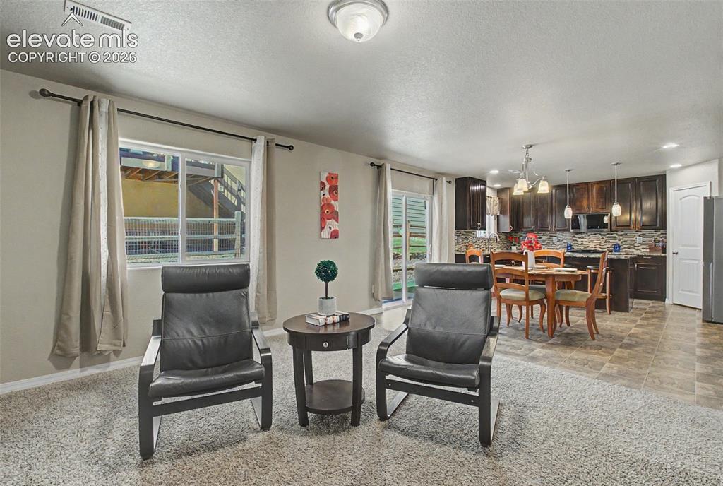 Image 9 of 42: Family Room