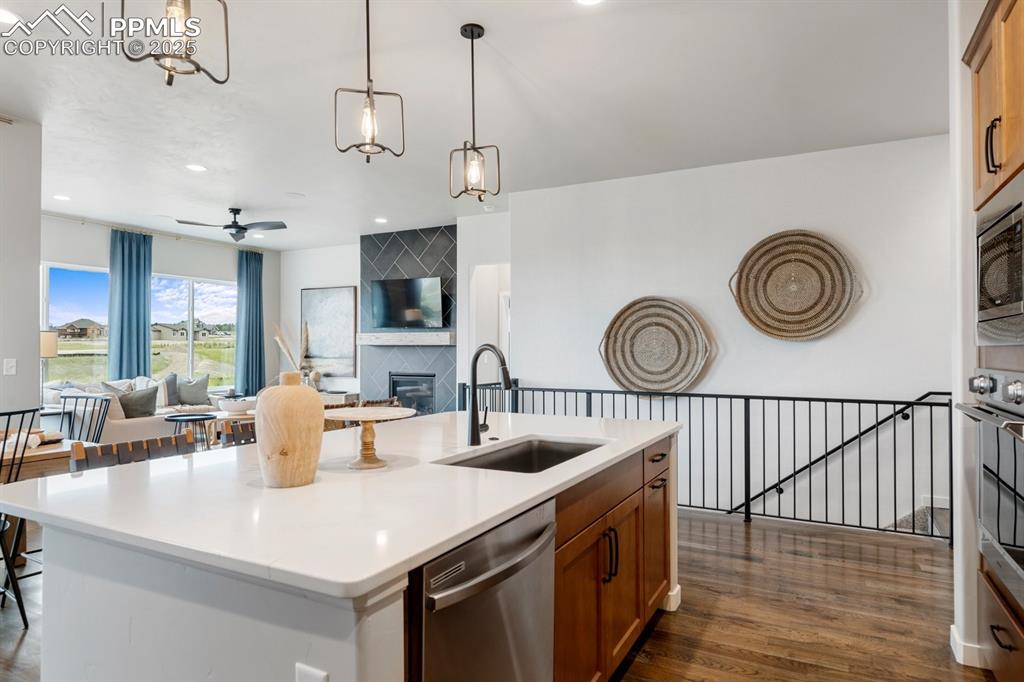 Image 6 of 48: Kitchen