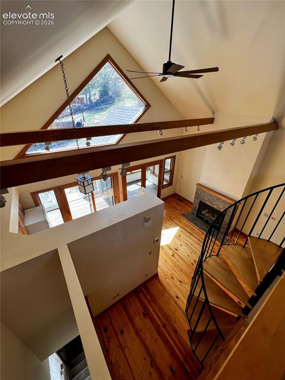Image 15 of 45:  Custom Cottage:Tons of light and huge, custom wind