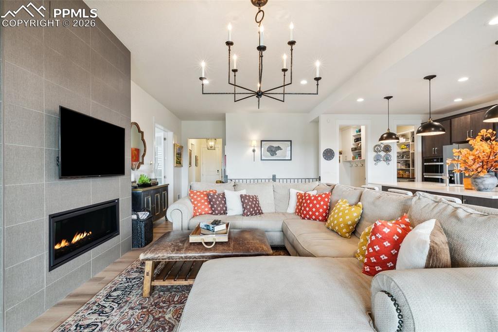 Image 3 of 37: Living Room