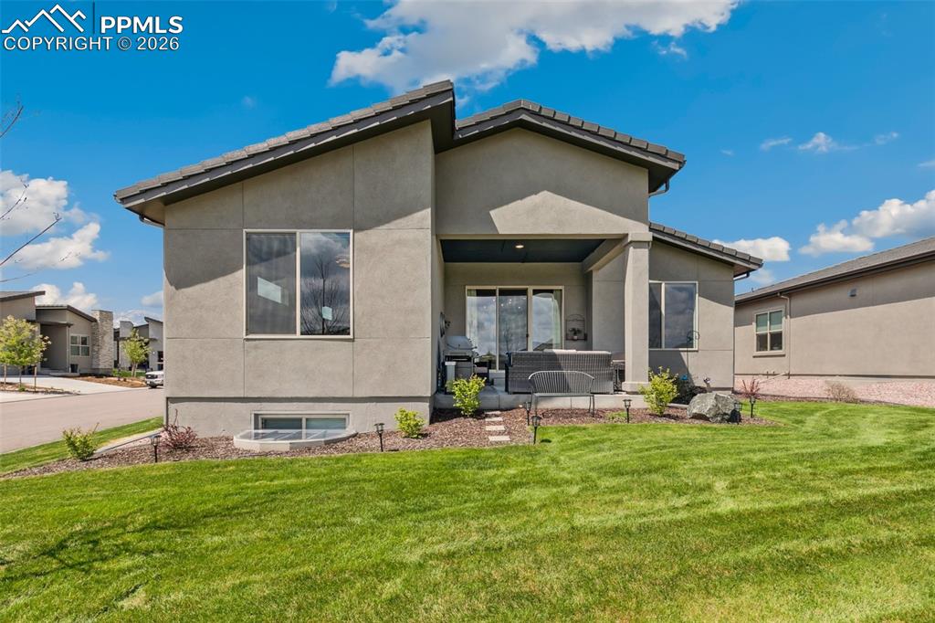 Image 35 of 37: Back of Structure