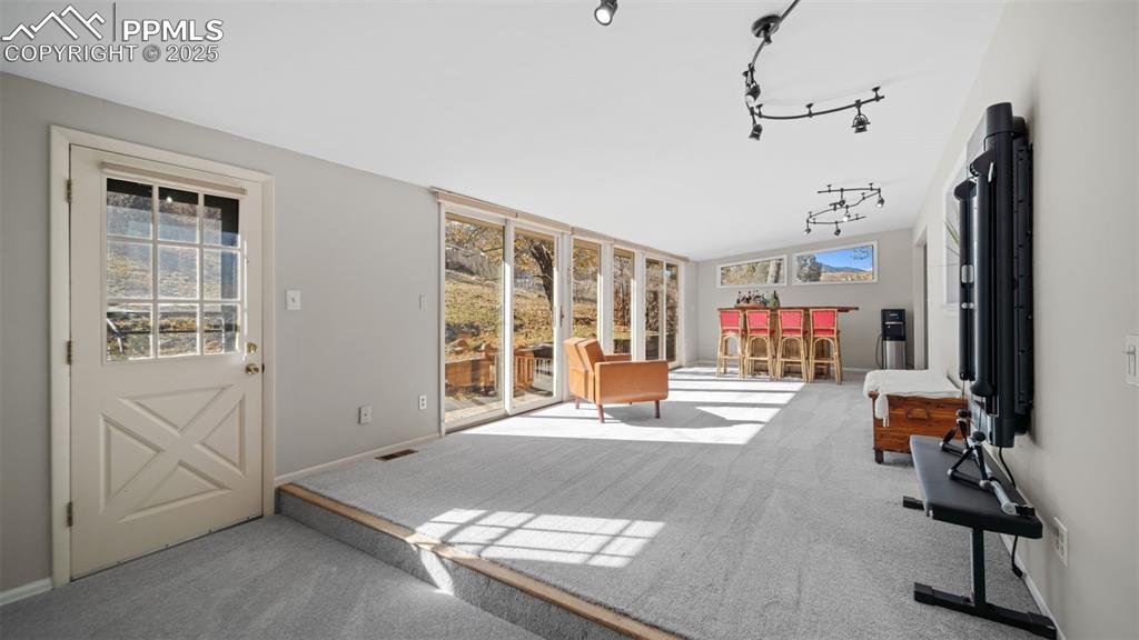 Image 18 of 47: Sun Room