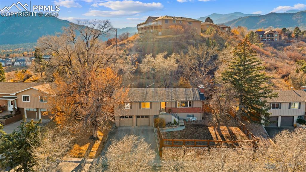 Image 48 of 50: View