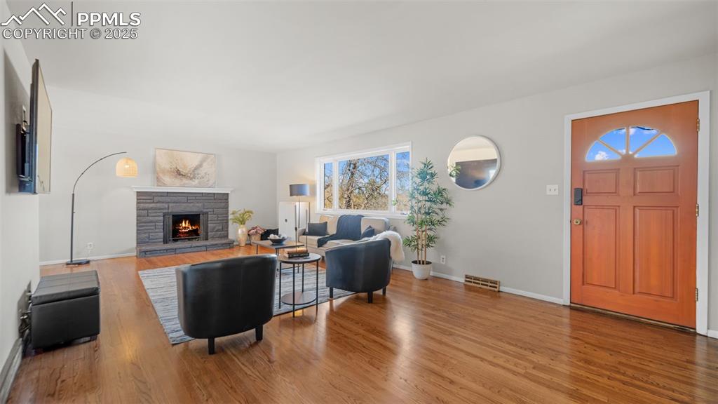 Image 8 of 47: Living Room