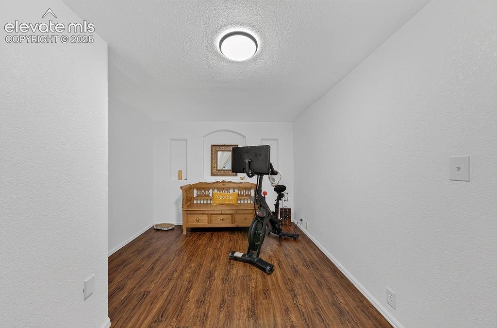 Image 39 of 50: Guest house bonus room/ nook off the dining room