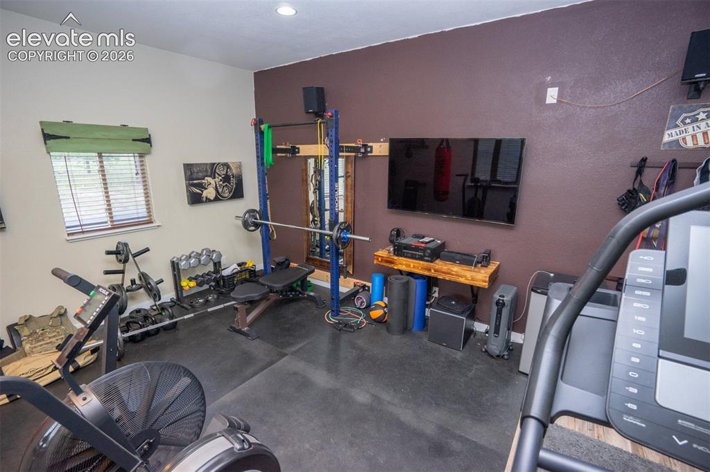 Image 45 of 50: The 23x14 "Bonus Room" is off the detached garage. It