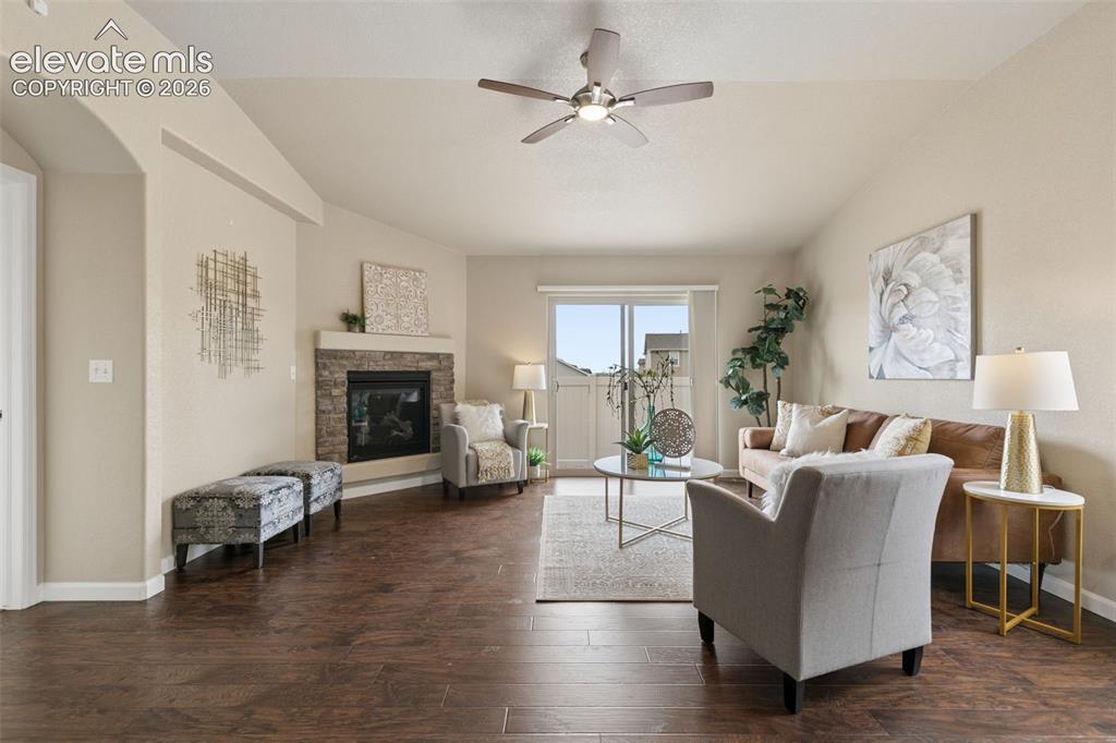 Image 6 of 41: Living Room