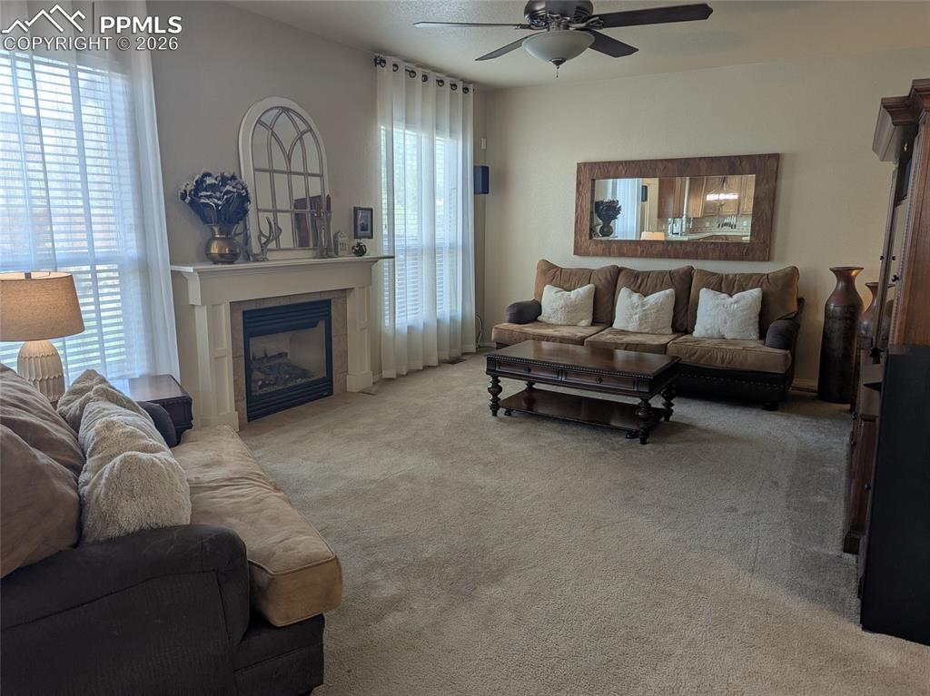 Image 8 of 26: Family Room