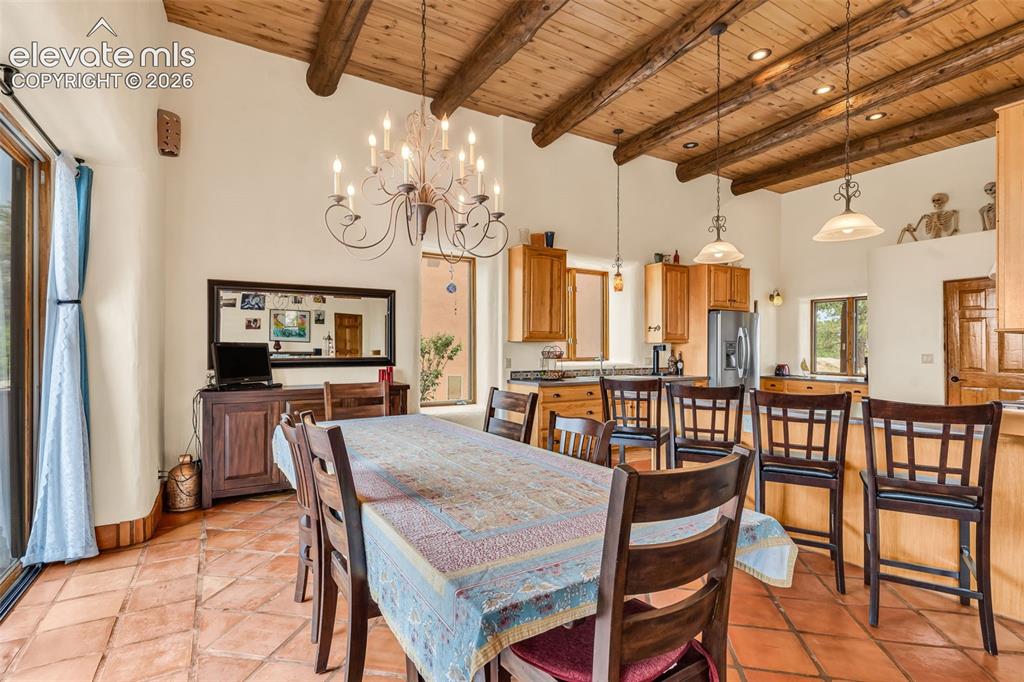 Image 12 of 48: Dining Area