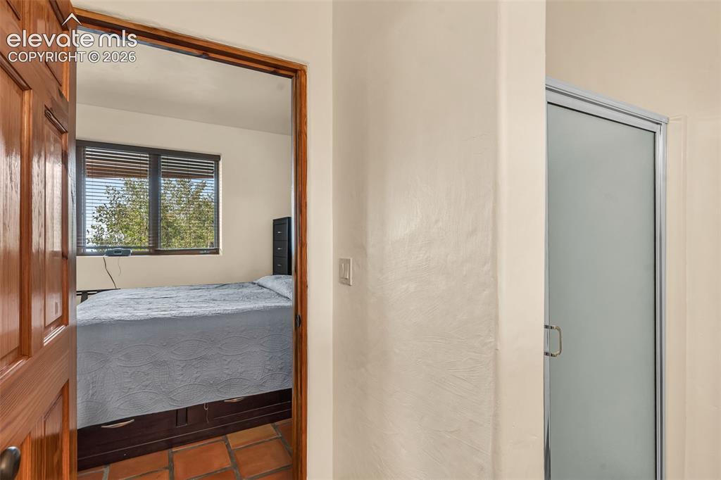 Image 32 of 48: Bedroom