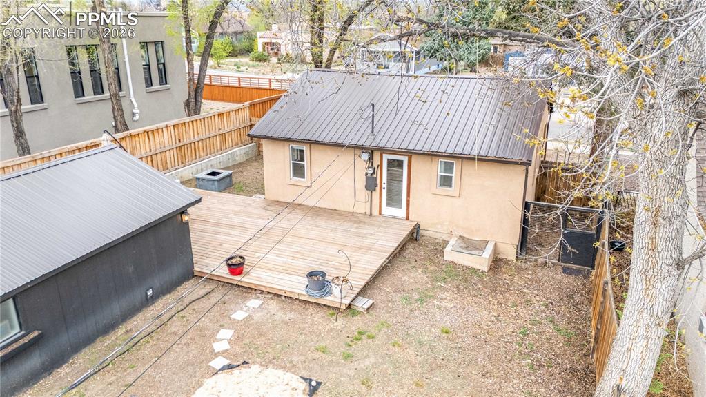 Image 29 of 40: Main Home