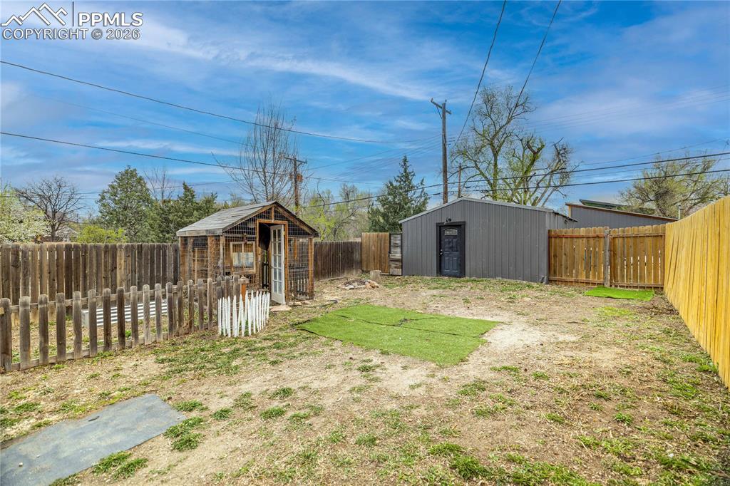 Image 30 of 40: Main Home