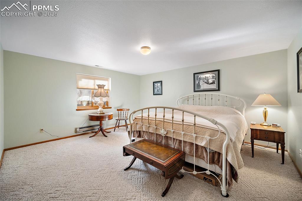 Image 23 of 49: Bedroom