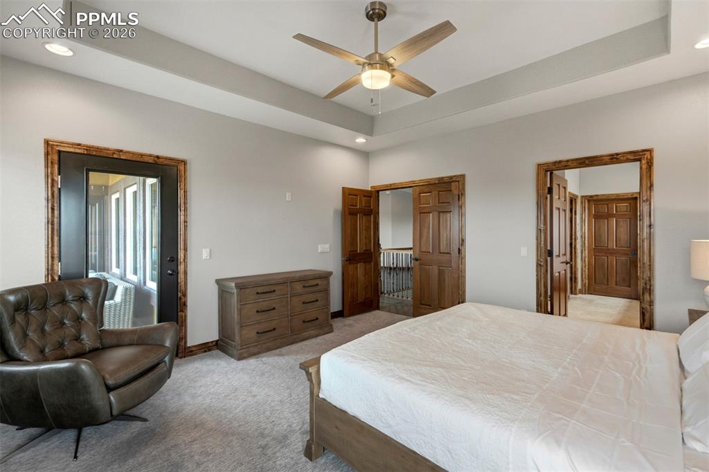 Image 30 of 50: Bedroom