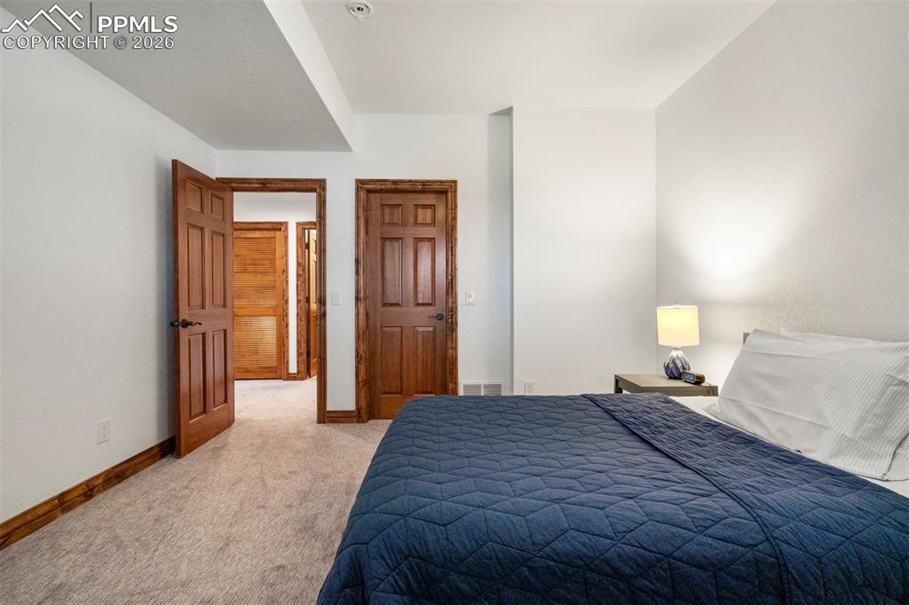 Image 42 of 50: Bedroom