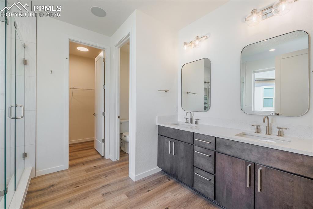 Image 23 of 41: Master Bathroom