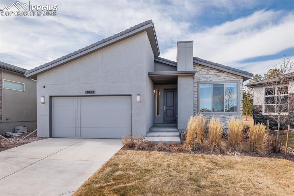 Image 3 of 41: Front of Structure