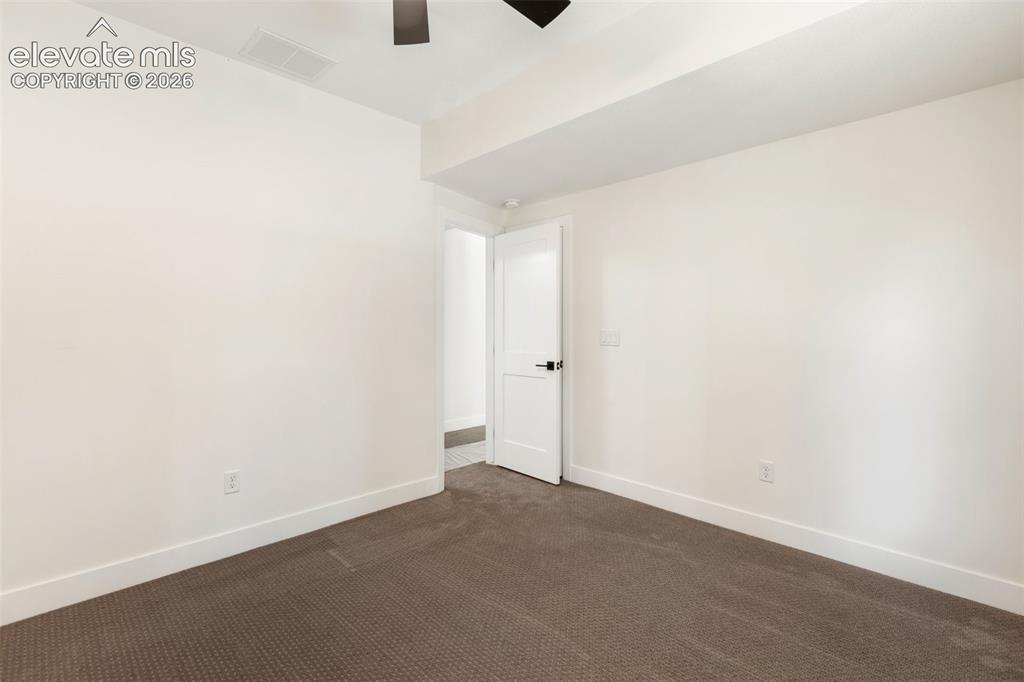 Image 40 of 50: Family Room