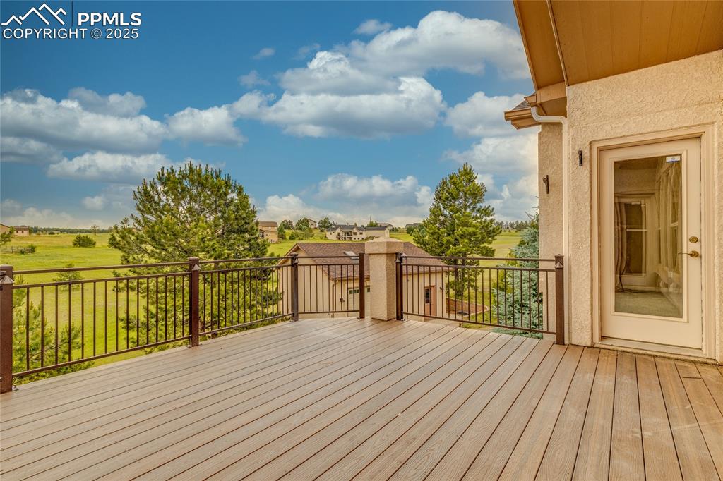 Image 7 of 48: Deck