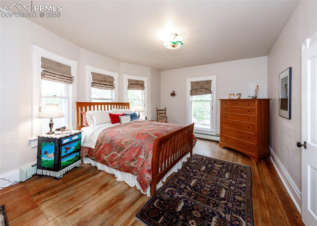 Image 31 of 48: Upper Level