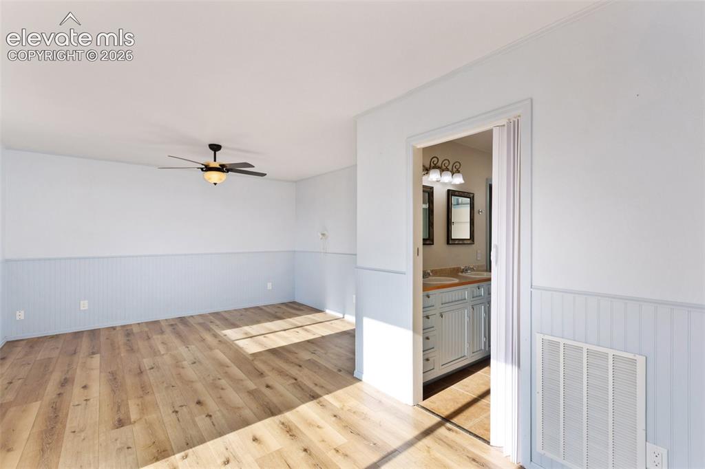 Image 16 of 50: Master Bedroom