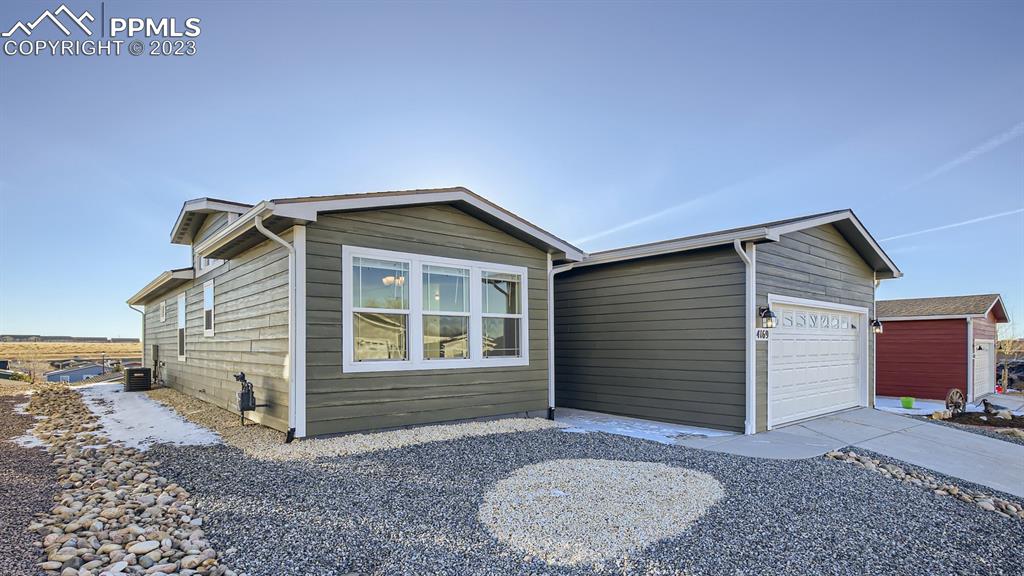 Listing 4697038, Image 2 of 8