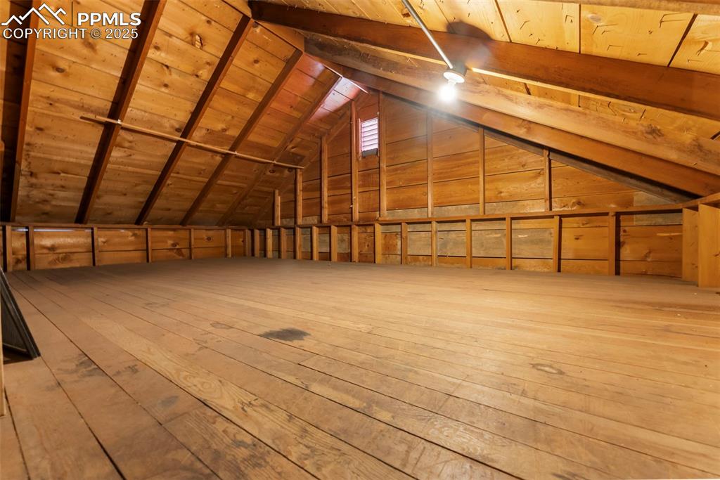 Image 26 of 30: View of unfinished attic