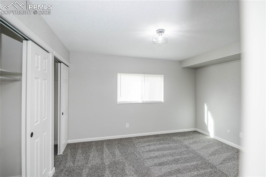 Image 17 of 43: Bedroom