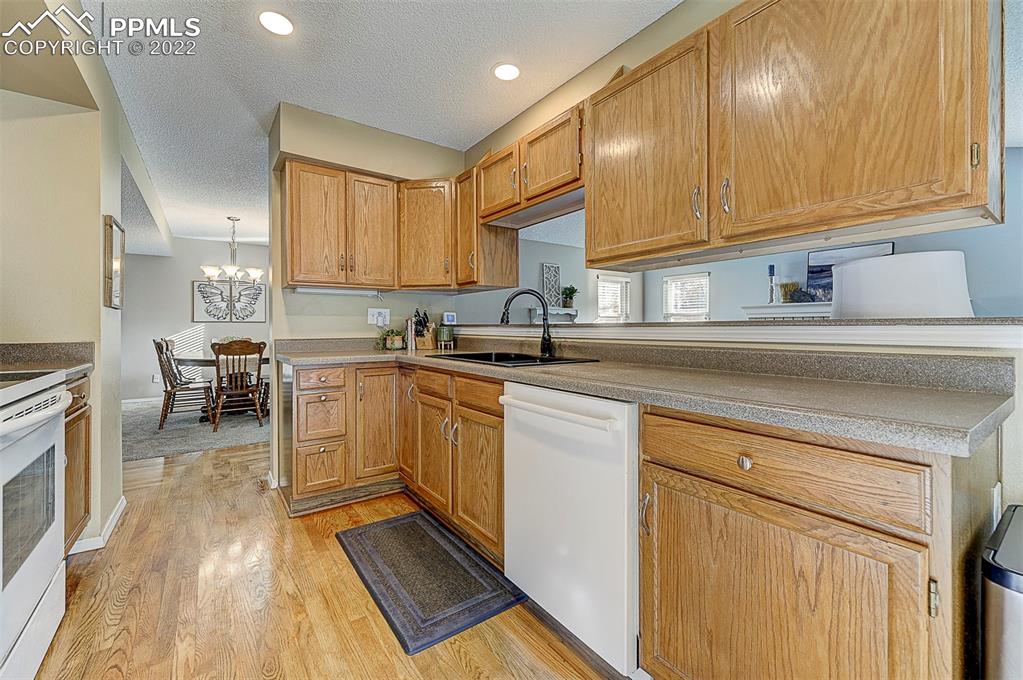Listing 4707121, Image 8 of 31