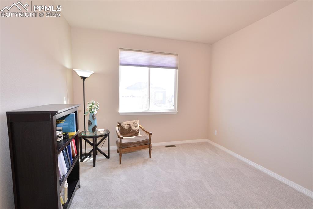 Image 12 of 30: Office