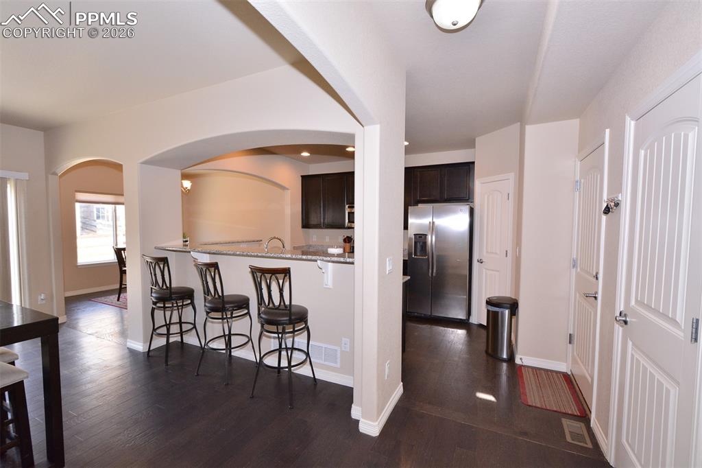 Image 7 of 30: Kitchen