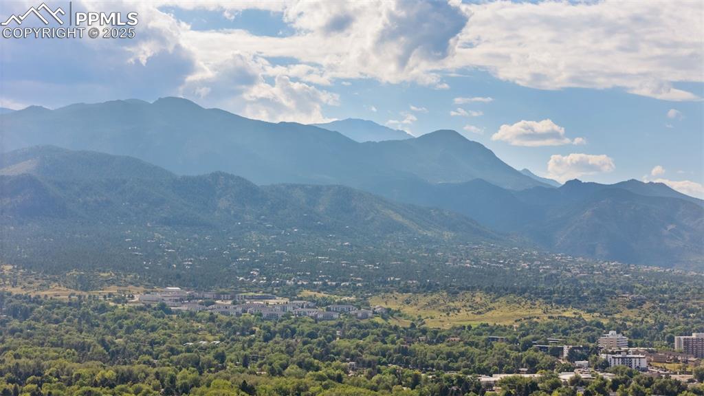 Image 15 of 48: View