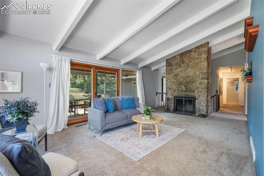 Image 18 of 48: Living Room