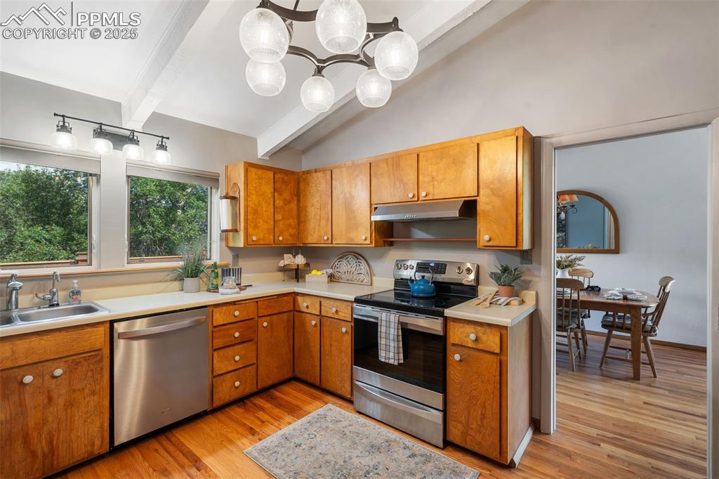 Image 23 of 48: No Description Available