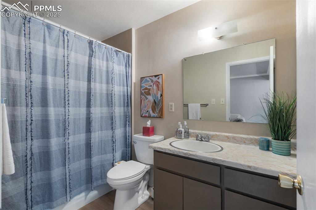 Image 34 of 48: Master Bathroom