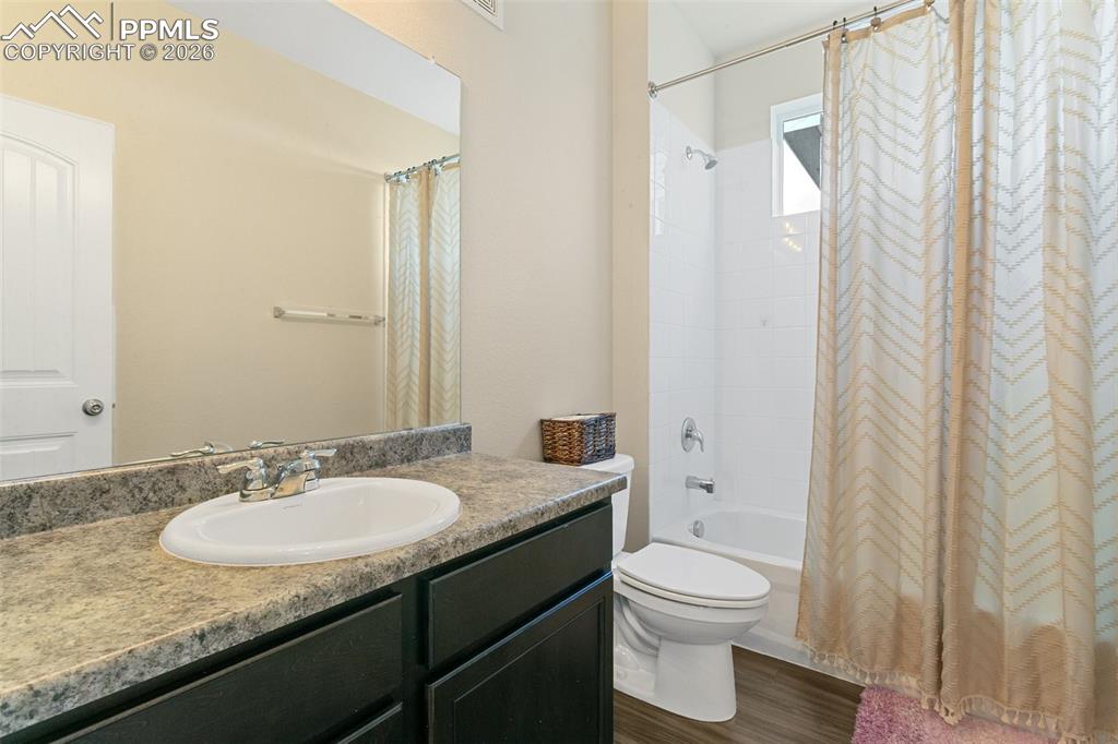 Image 30 of 37: 3/4 upstairs bathroom