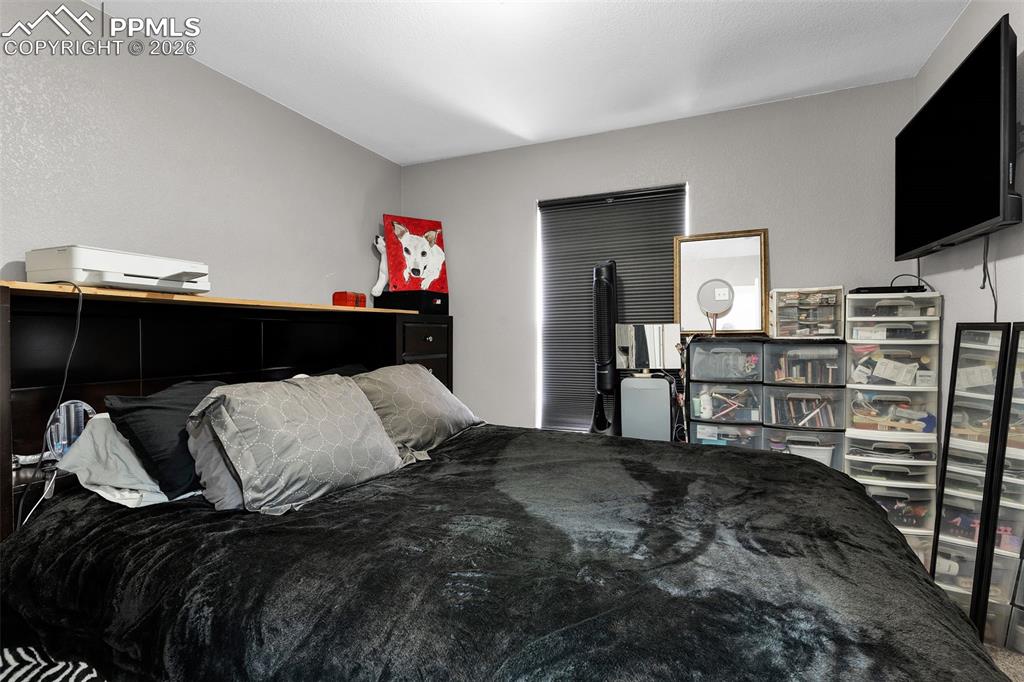 Image 17 of 38: Bedroom