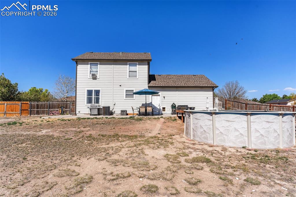 Image 37 of 38: Back of Structure