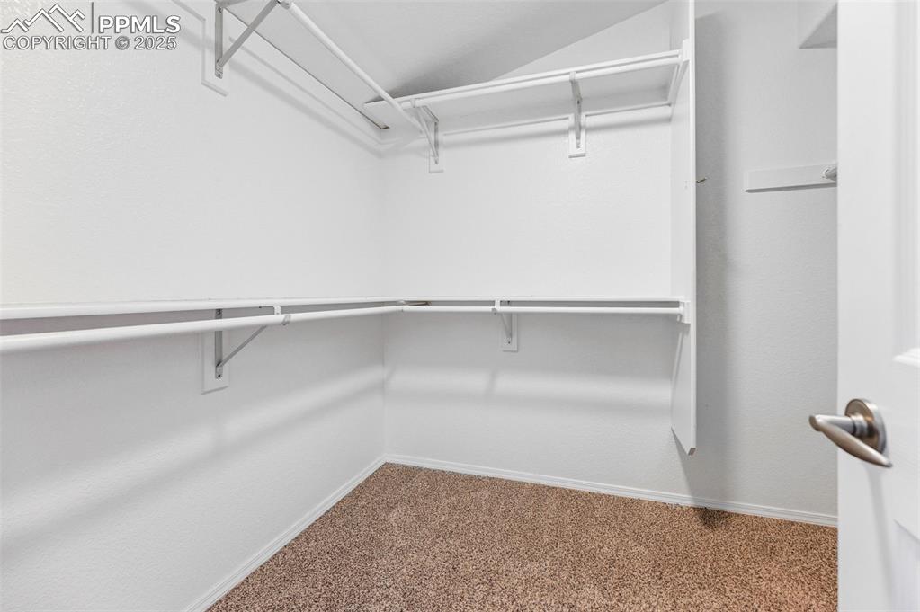 Image 16 of 36: Closet