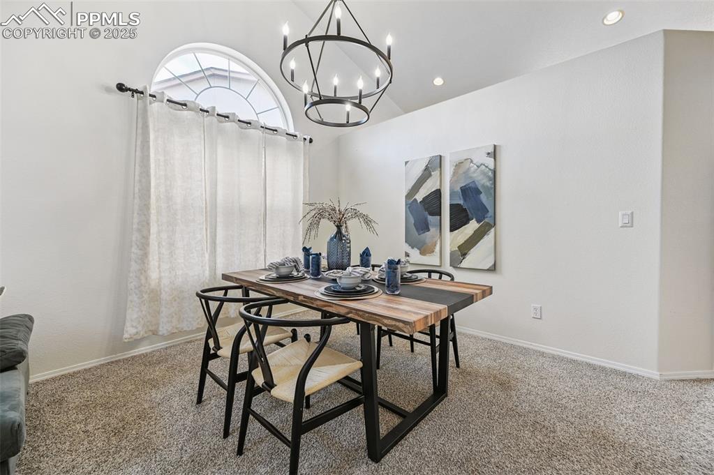 Image 7 of 36: Dining Area