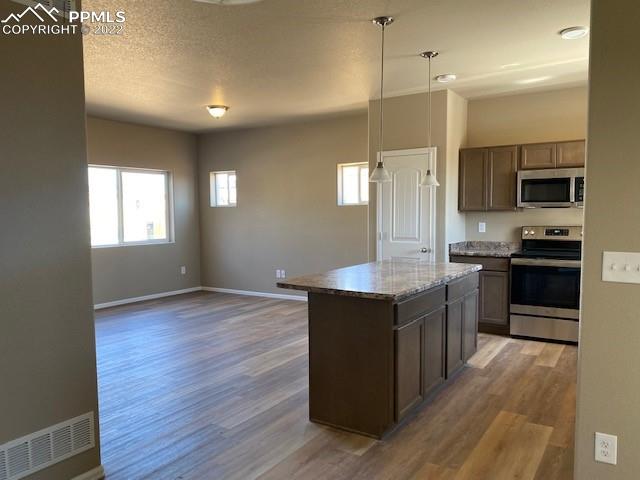 Listing 4713747, Image 8 of 20