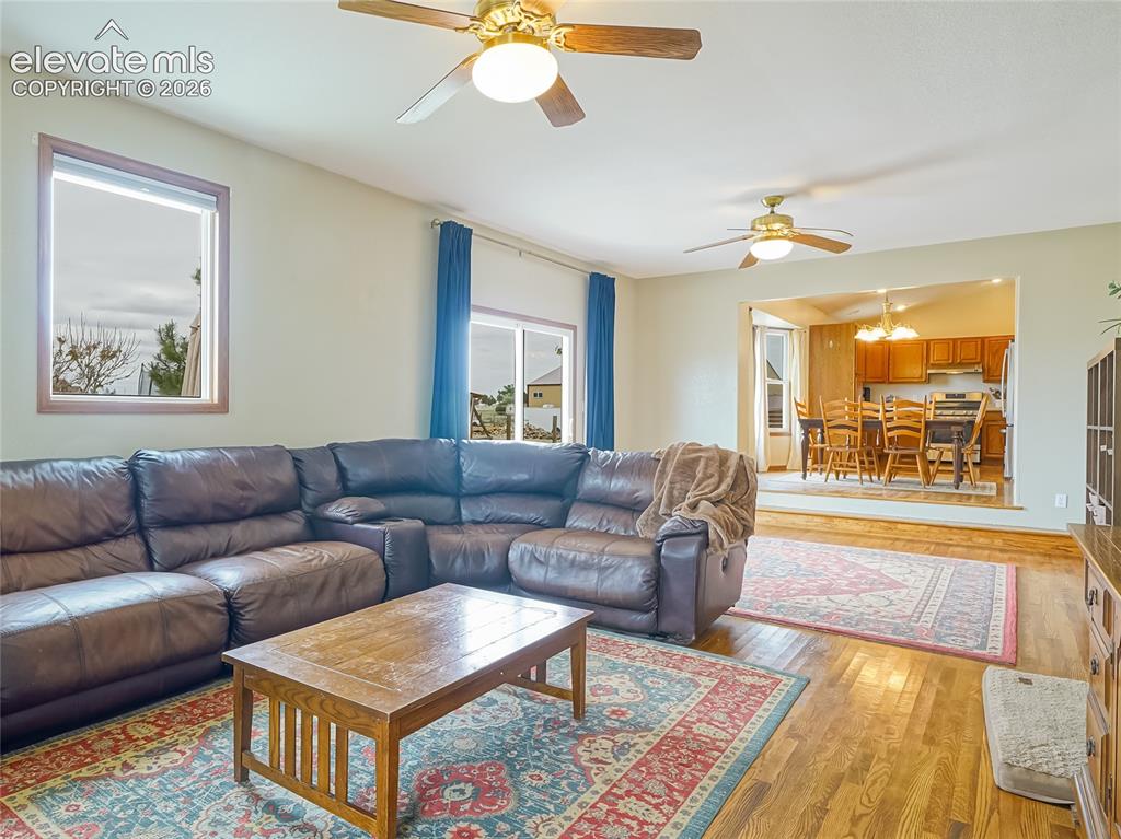 Image 15 of 36: Living Room
