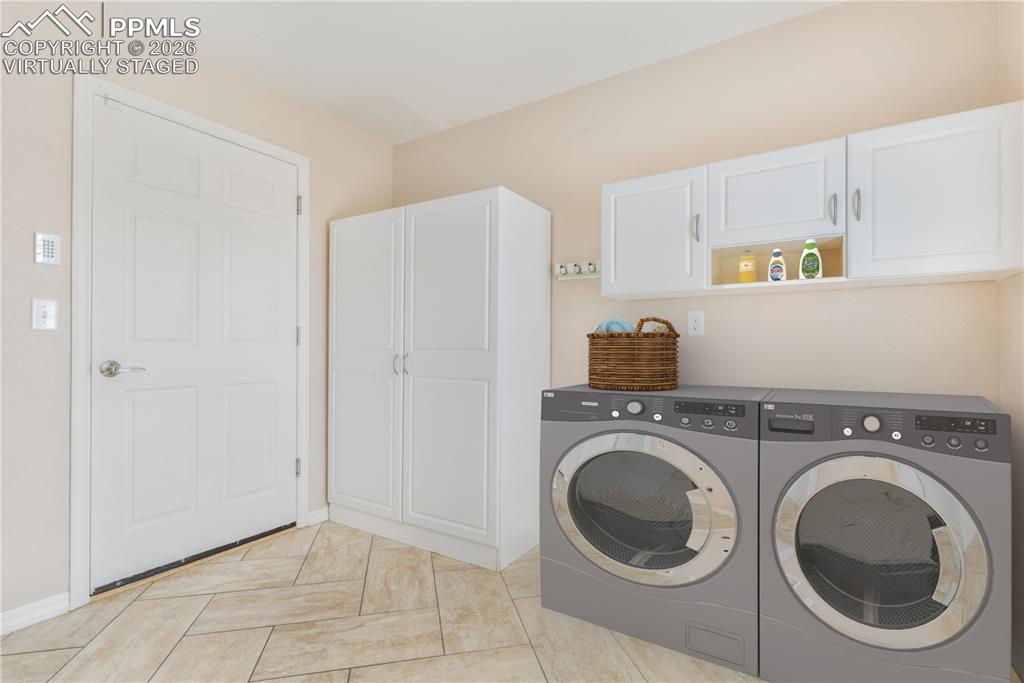 Image 18 of 50: Virtually staged 