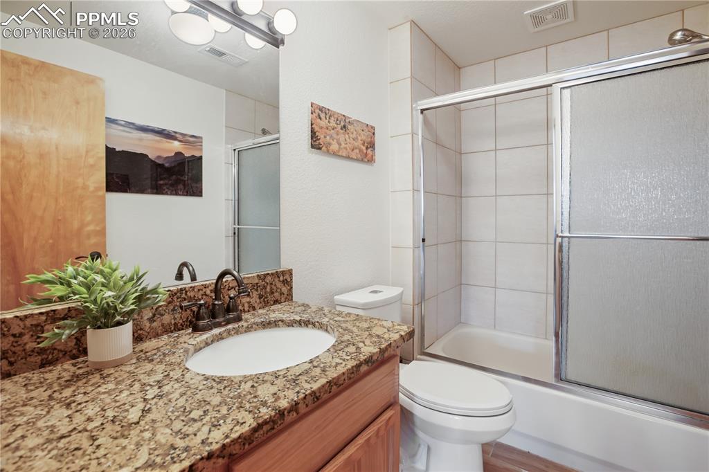 Image 22 of 34: Full bathroom on the lower level