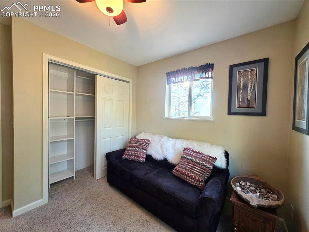 Image 20 of 33: Bedroom